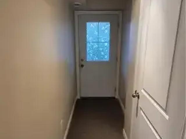 Townhouse 2 Bedroom For Rent Woodstock ON 1950 ES104470847
