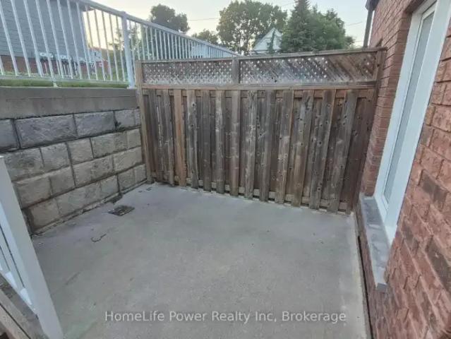 Townhouse 2 Bedroom For Rent Woodstock ON 1950 ES104638570