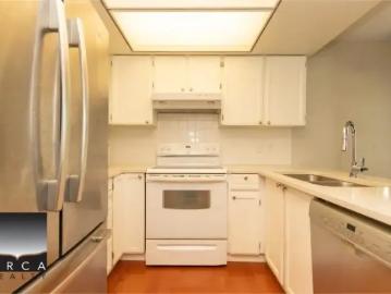 Townhouse 4 Bedroom For Rent North Vancouver BC 4500 ES103424713