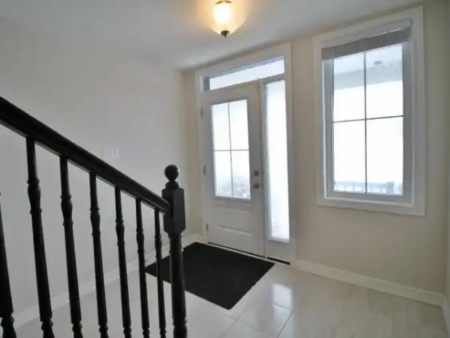 Townhouse 4 Bedroom For Rent Ottawa ON 2600 ES105704026