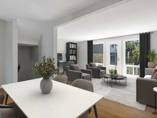 Townhouse 4 Bedroom For Rent Ottawa ON 2985 ES105047010