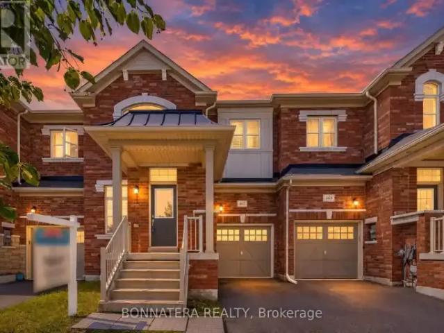 Townhouse 4 Bedroom For Rent Oakville ON 3790 ES105654231