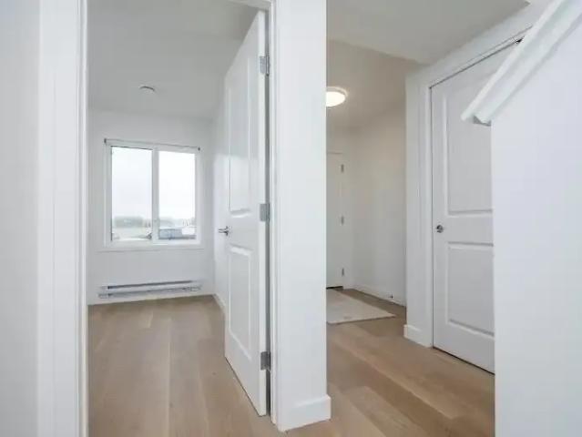 Townhouse 4 Bedroom For Rent Calgary AB 2300 ES104841847