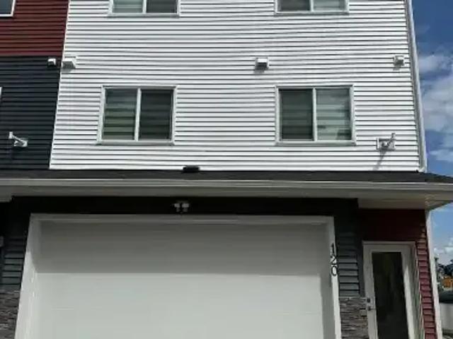 Townhouse 4 Bedroom For Rent Calgary AB 2400 ES104292091