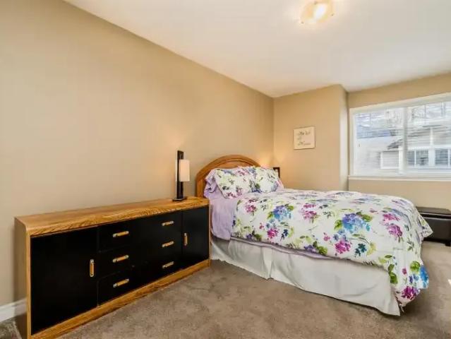 Townhouse 4 Bedroom For Rent Chilliwack BC 1800 ES104972464