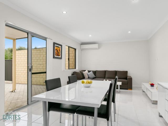 Townhouse 4 Bedroom For Rent Hamilton Hill WA 625000 ELS64074290