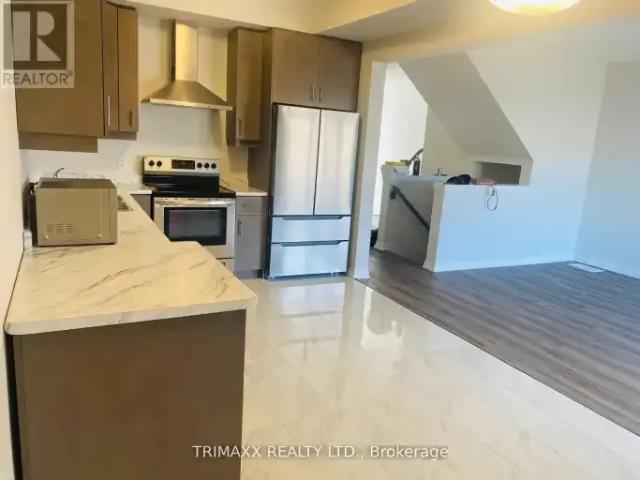 Townhouse 4 Bedroom For Rent Thorold ON 3000 ES103594533