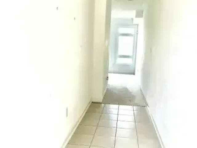 Townhouse 4 Bedroom For Rent Vaughan ON 3400 ES103569228
