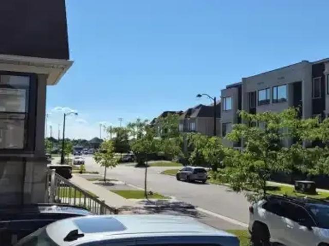 Townhouse 4 Bedroom For Rent Vaughan ON 3750 ES103652869