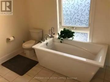 Townhouse 4 Bedroom For Rent Vaughan ON 4500 ES103091749
