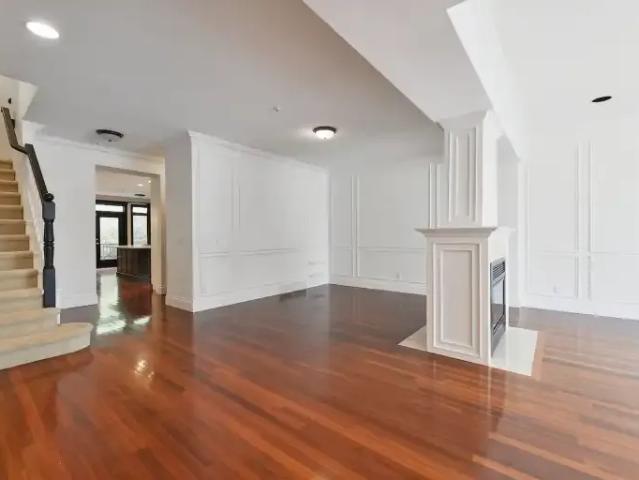 Townhouse 5 Bedroom For Rent Calgary AB 5725 ES103611339