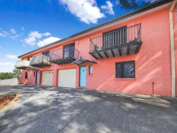 Gilmore, Tumut, Talbingo - Balcony, Air conditioning