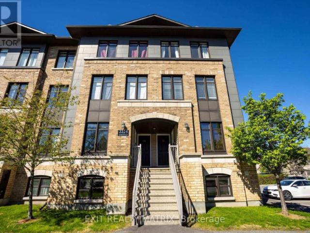 Townhouse Clarence ON 102658676