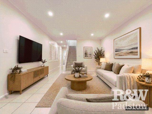 Townhouse Close to Padstow Station and Four Car Parking