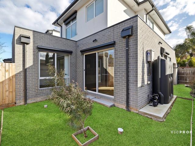 Townhouse at 3/8 Lynch Road, FAWKNER, Australia