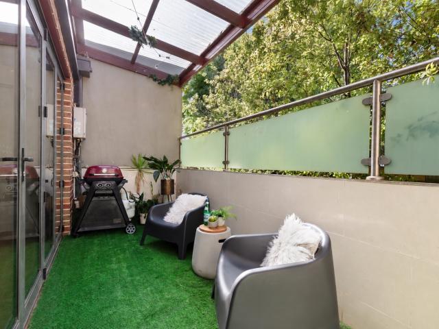 Townhouse at 4/215 High Street, TEMPLESTOWE LOWER, Australia