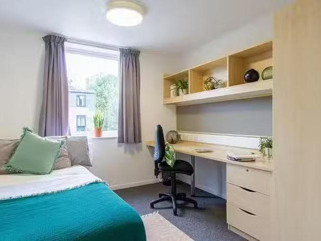 Townhouse at the green, Bradford Premium Townhouse Room