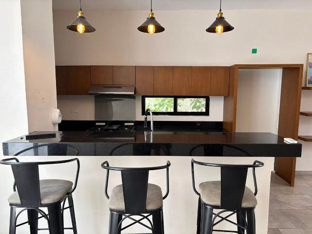 TOWNHOUSE EN RENTA | SODZIL NORTE
