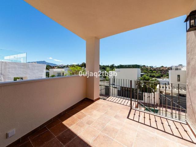 Townhouse · El Paraiso