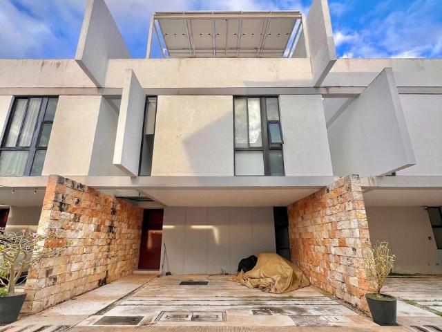 TOWNHOUSE EQUIPADO EN BENITO JUAREZ NORTE