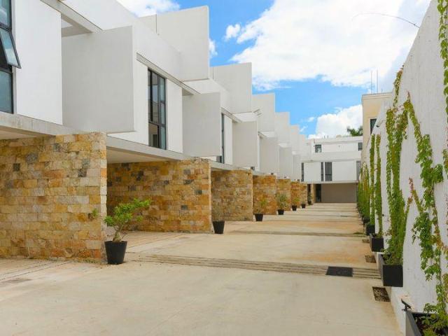 TOWNHOUSE EQUIPADO EN BENITO JUAREZ NORTE