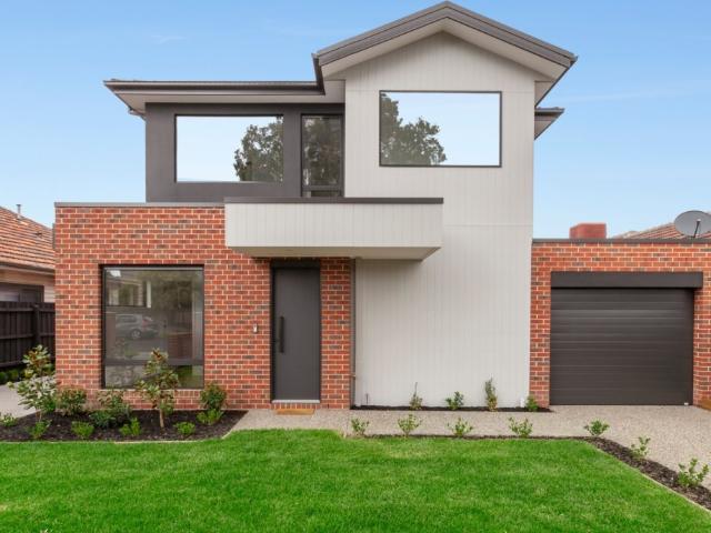 Townhouse For Lease 1/24 Manoon Road, Clayton South