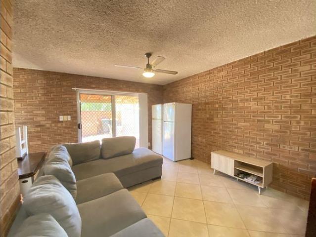 TOWNHOUSE FOR LEASE!