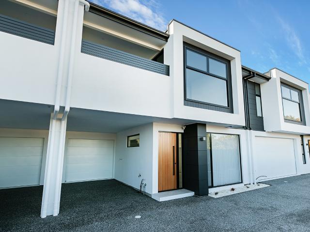 Townhouse For Lease 4/8 Witton Rd, Port Noarlunga