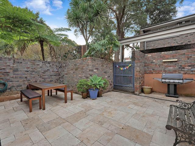 Townhouse For Lease 4/2B Yardley Avenue, Waitara