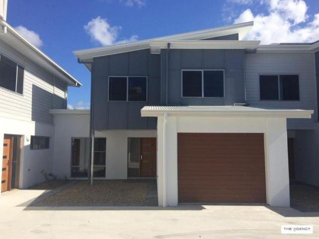 Townhouse For Lease 8/18 William Street, Tweed Heads South NSW 2486