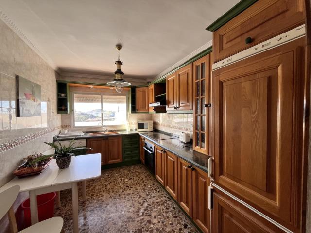 Townhouse for rent in Cómpeta, Málaga