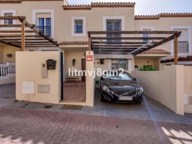 Townhouse for rent in Calahonda, Mijas, Málaga