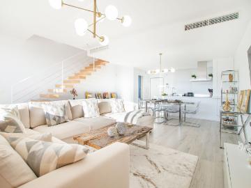 Townhouse For Rent in Cancelada, Estepona