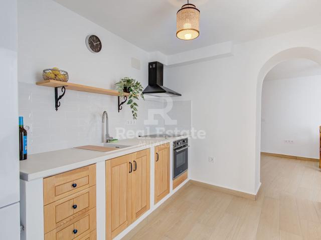 Townhouse for rent in Canillas de Albaida, Málaga