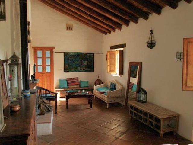 Townhouse for rent in Almuñécar, Granada