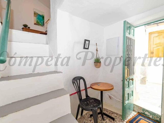 Townhouse for rent in Archez, Málaga