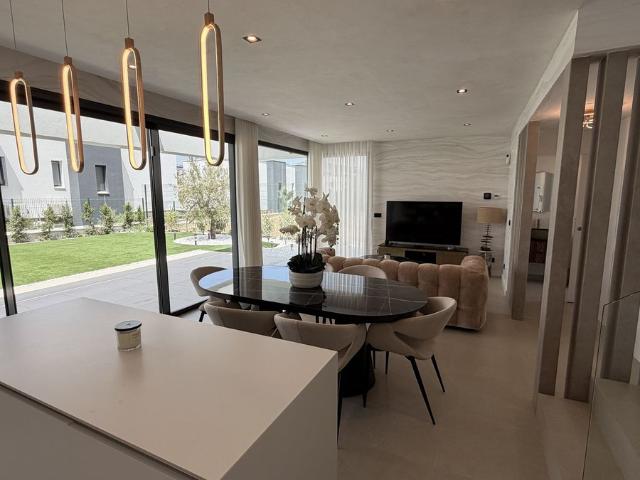 Townhouse For Rent in Atalaya, Estepona