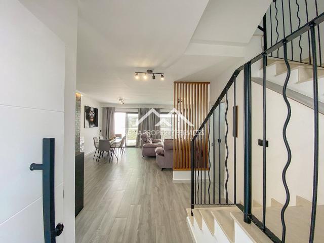 Townhouse for rent in Avda Pescia Ctra de Frigiliana, Nerja, Málaga
