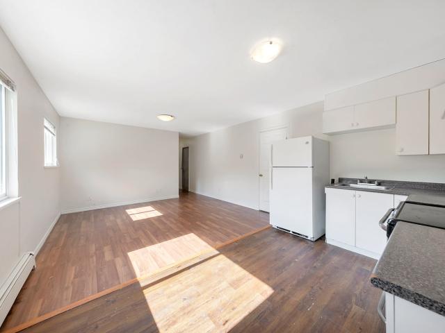 Townhouse For Rent in Brookswood Langley, Langley