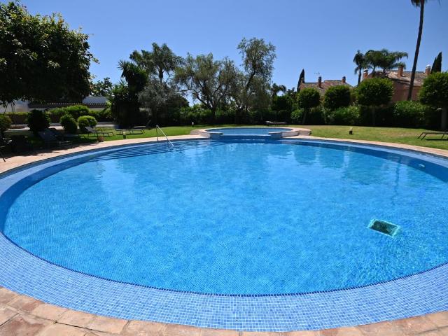 Townhouse for rent in Guadalmina Baja, Marbella, Málaga