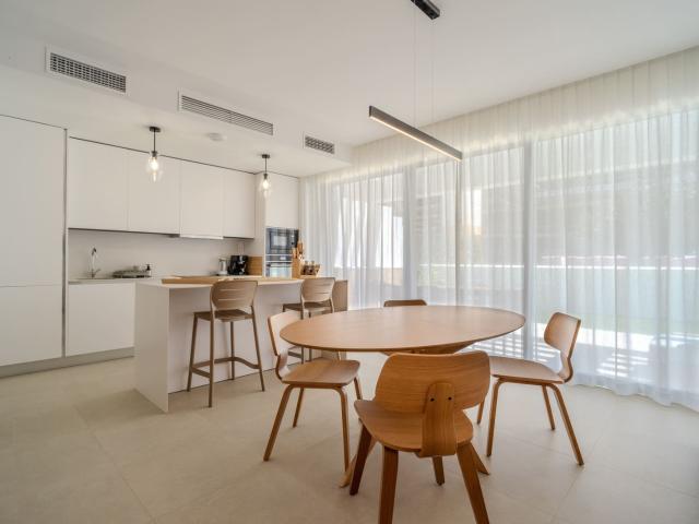 Townhouse for rent in El Paraiso, Estepona, Málaga