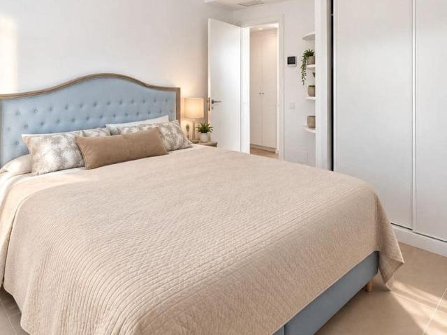 Townhouse for rent in El Paraiso, Estepona, Málaga