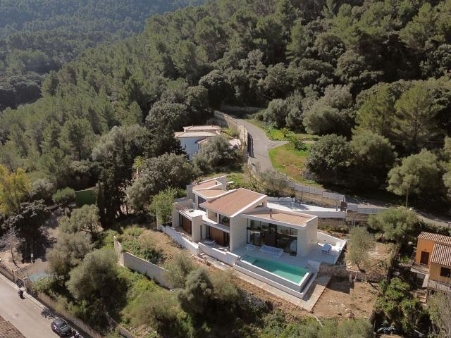 Townhouse for rent in Esporles, Mallorca