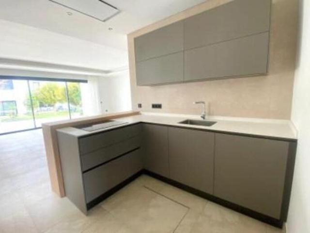 Townhouse for rent in Los Naranjos, Marbella, Málaga