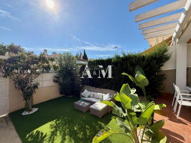 Townhouse for rent in Monte Faro Altomar II, Santa Pola, Alicante
