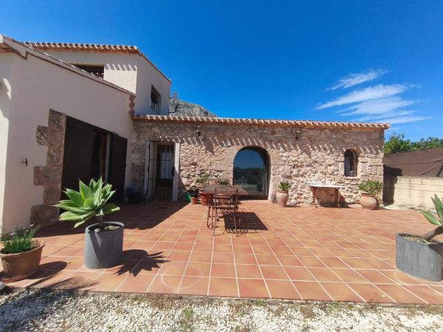 Townhouse for rent in Montgó Ermita, Javea / Xàbia, Alicante