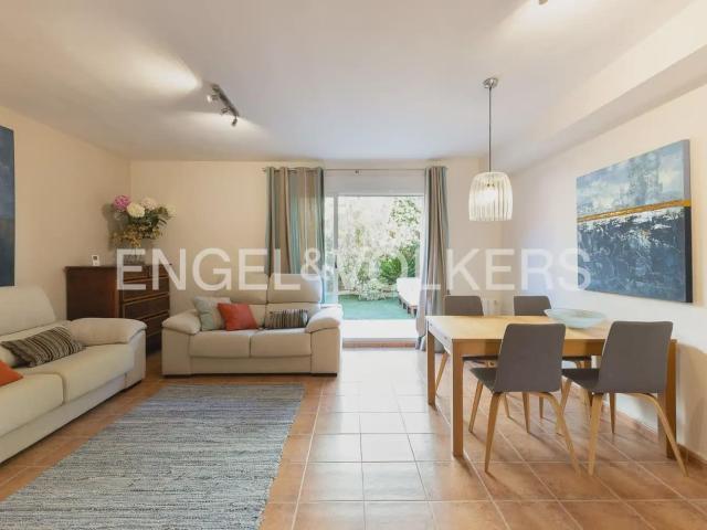 Townhouse for rent in Náquera, Valencia