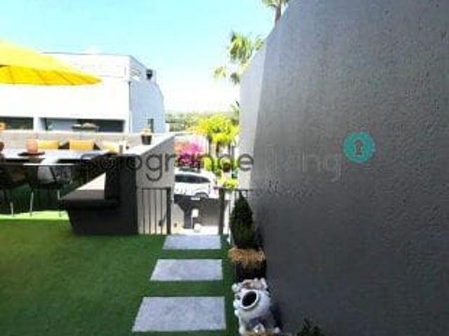Townhouse for rent in San Enrique de Guadiaro, San Roque, Cádiz