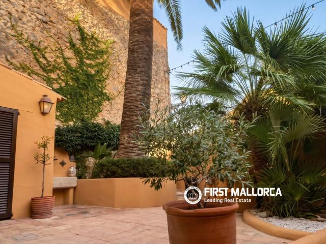 Townhouse for rent in Puigpunyent, Mallorca