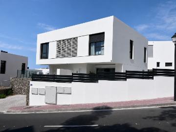 Townhouse For Rent in Riviera Del Sol, Mijas